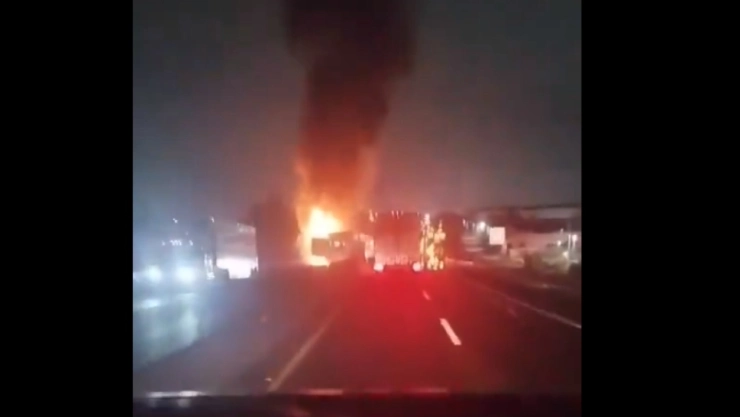 Circuito Exterior Mexiquense Trailer accidente Edomex.jpg