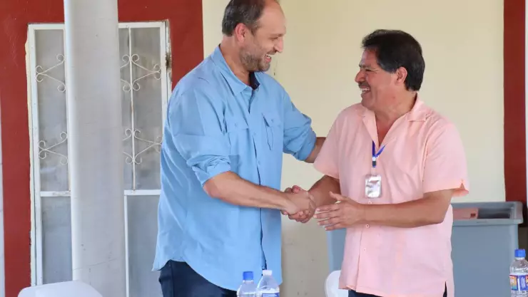 Raúl Karr Vázquez, actual alcalde de China que fue reelecto para un nuevo periodo en el cargo, se sumó a Movimiento Ciudadano.