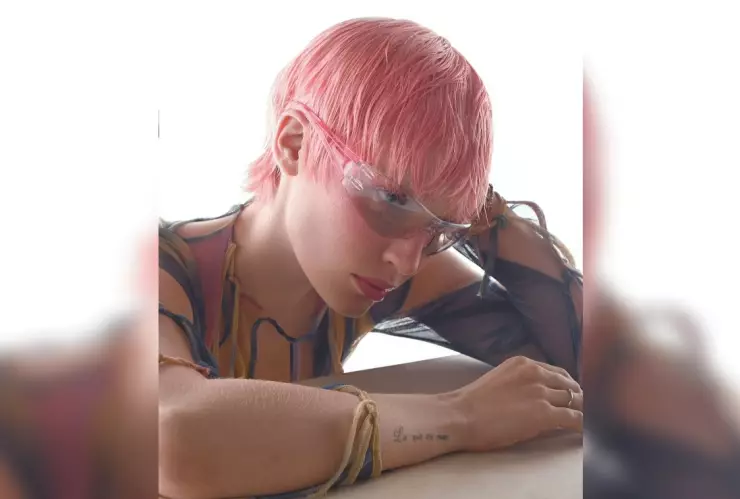 Belinda sorprende con cambio de look.