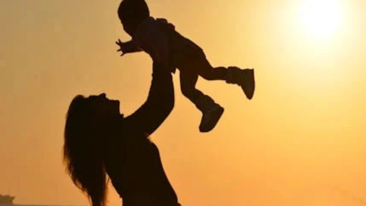 Mientras dormía_ Día de las Madres en México, un emotivo tributo a las mujeres extraordinarias