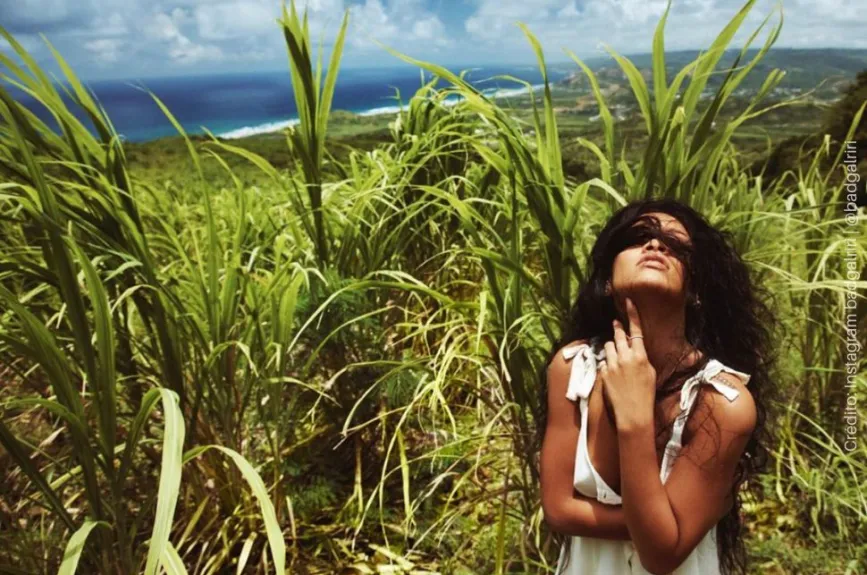 Rihanna mar.jpg
