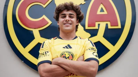 Carlos Álvarez