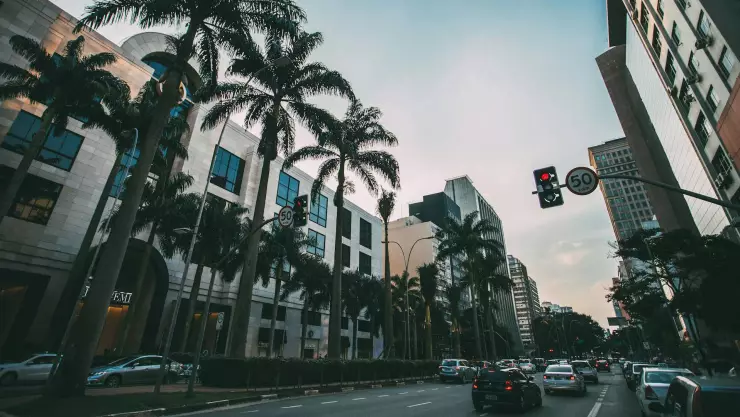 Mujer es apuñalada por su ex pareja