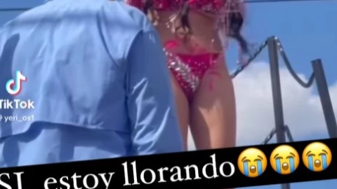 yeri mua rompe en llanto por visita en merida