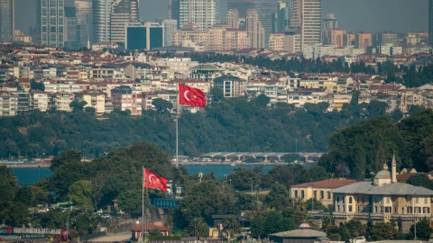¡Tragedia en Turquía! Murió político turco al derrumbarse un balcón