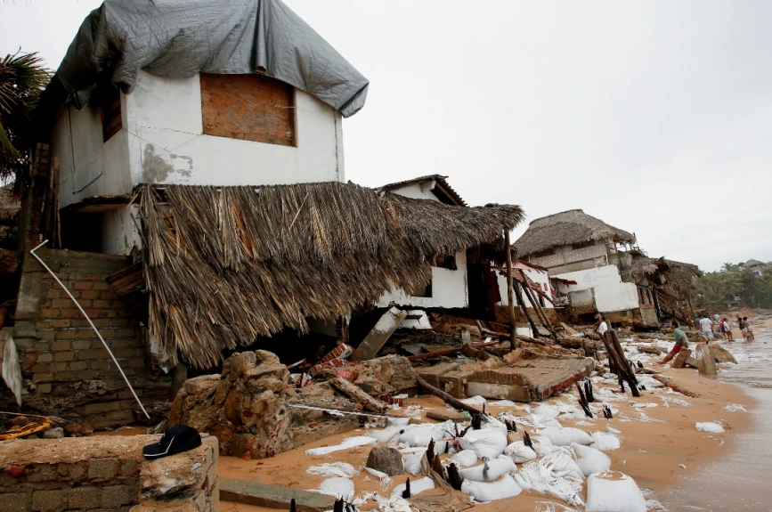A pesar del impacto, la resiliencia es evidente en cada rincón de San Agustinillo, Oaxaca.