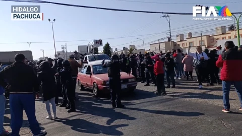 Conflicto en Pachuca, Hidalgo, por la construcción de un albergue para migrantes donde hace falta agua y pavimento