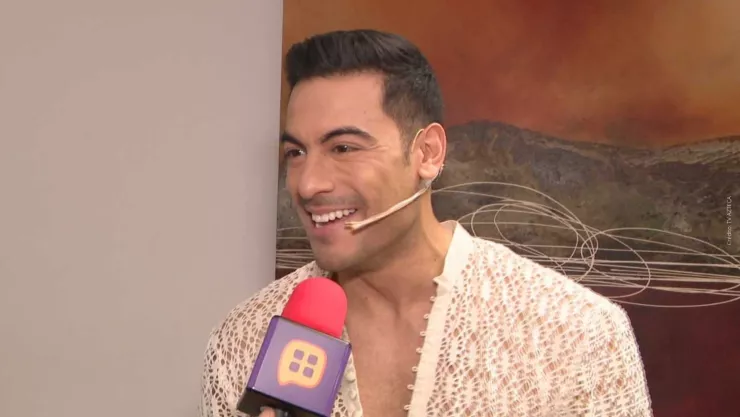 Carlos Rivera aclaró si se casó en secreto con Cynthia Rodríguez.