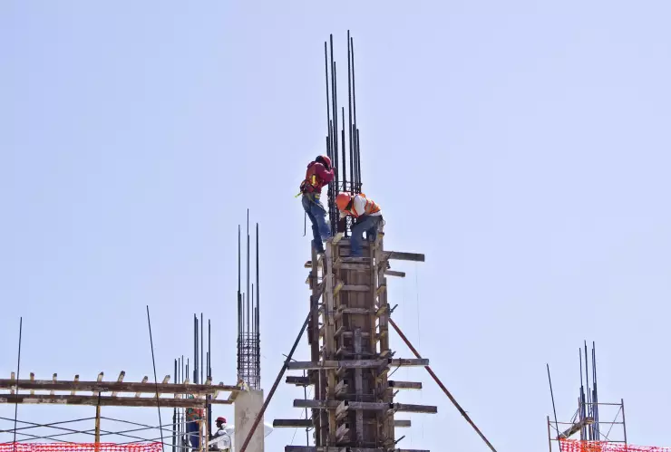 Albañiles podrán profesionalizarse en curso virtual de la UNAM