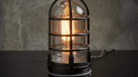 14 ideas de lámparas de buró para recámara que se ven elegantes: no ocupan mucho espacio