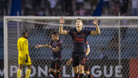 ¿Lo llamará Cocca? Julio Furch podría jugar en la Selección Mexicana