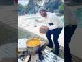 Maluma cocinando.jpg