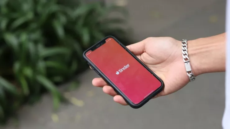 Capturan a ´Los carroñeros del Tinder´: así cayó la banda que engañaba con citas falsas