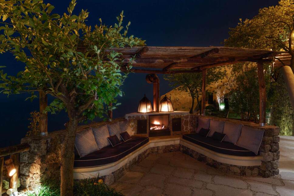 outside-fireplace.jpg