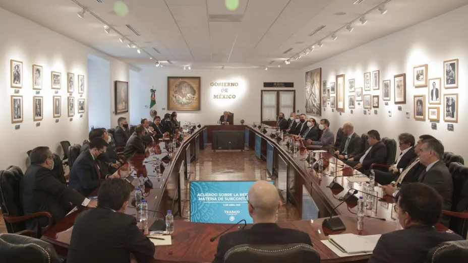 AMLO 05 ABR 21 Acuerdo-Subcontratacion.jpg