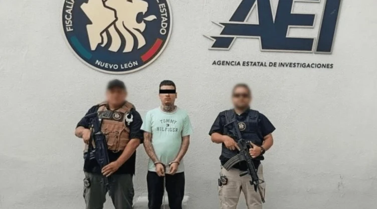 detienen-en-monterrey-nuevo-leon-a-hombre-acusado-robar-cadena-oro-y-miles-dolares