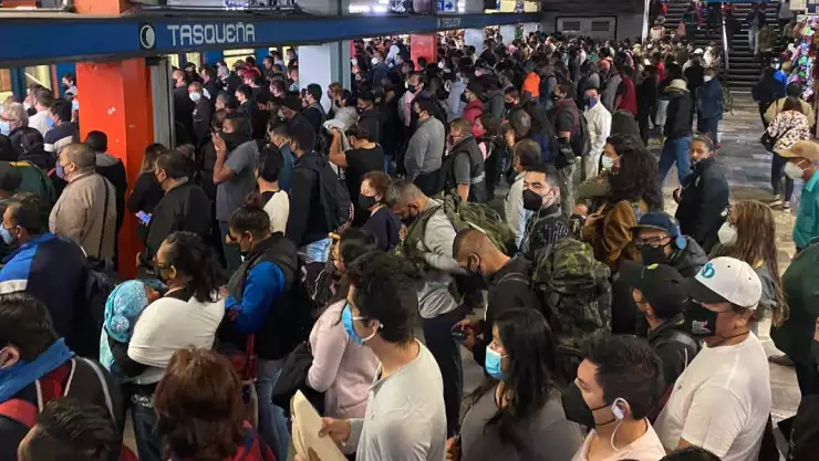 Metro CDMX retrasos
