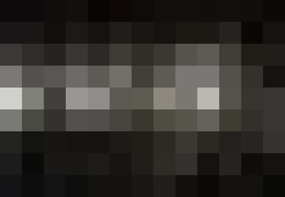 Algunos egipcion caminan entre los restos calcinados de la mezquita Rabá al-Adawiya