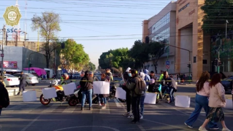 Manifestantes bloquean en las inmediaciones de Ciudad Judicial
