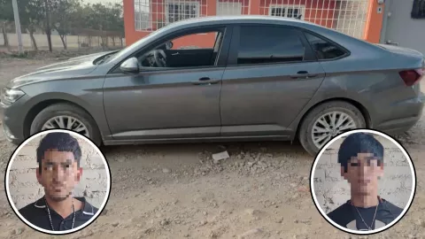 Dos detenidos en carro robado en la Felipe Ángeles, en Culiacán.jpg