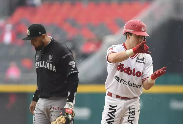 Mariachis de Guadalajara Diablos Rojos del México 