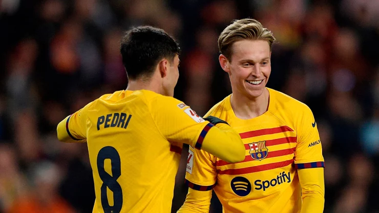 Pedri y Frenkie de Jong