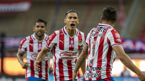 Celebración de gol de las Chivas