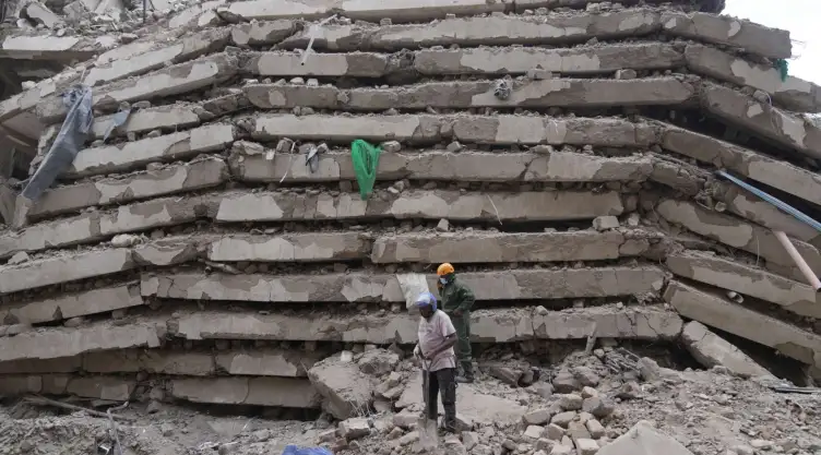 Derrumbe de un edificio en Nairobi, Kenia.