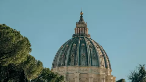 La hora en que podría salir el humo tras la primera votación en el Cónclave 2025