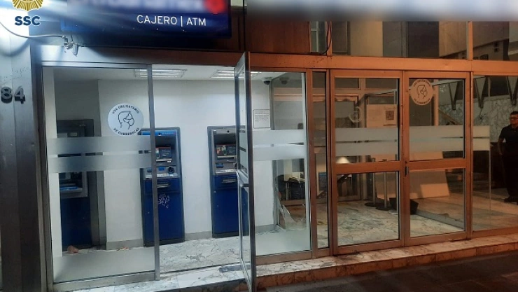 daños_banco_Cuauhtémoc.jpeg