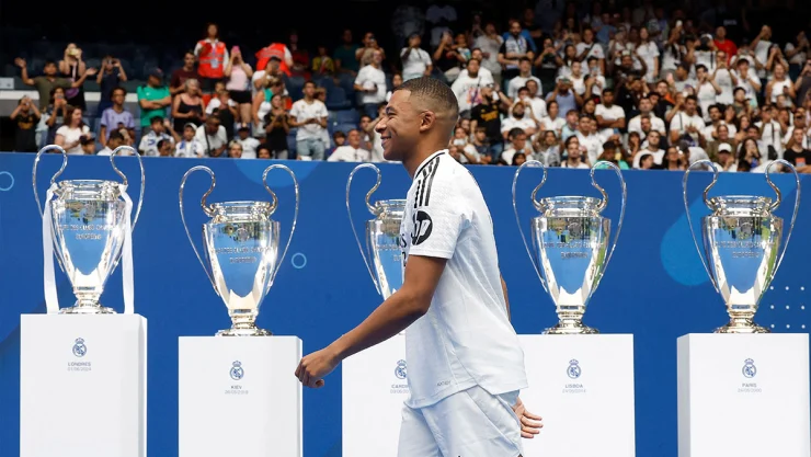 Mbappé con el Real Madrid