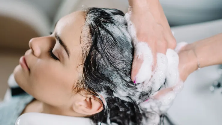 ¿Cada cuánto tiempo se recomienda lavar el cabello Esto dicen expertos