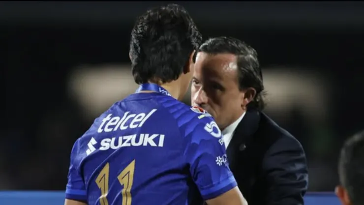 jj-macias-amenaza-regreso-todavia-tiene-contrato-pumas