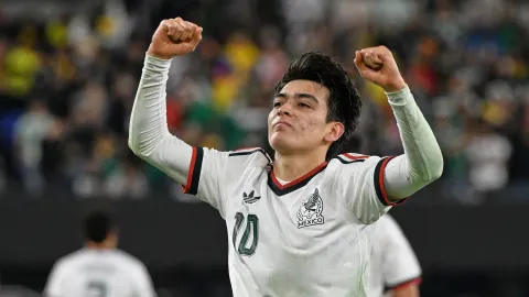 gil mora gol seleccion mexicana gol vs colombia