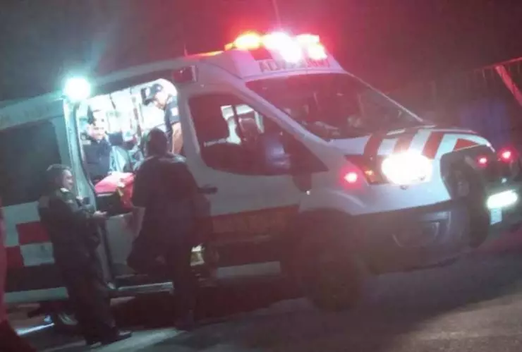 Rescatan a joven que intentó QUITARSE LA VIDA en Playa Marmotas, Chabihau