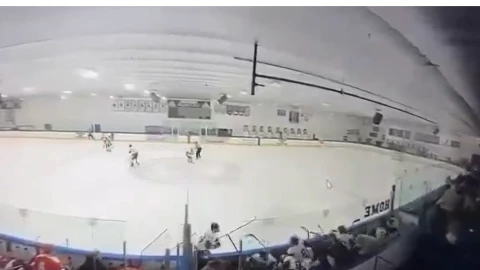 Tiroteo en partido escolar de hockey Estados Unidos.png