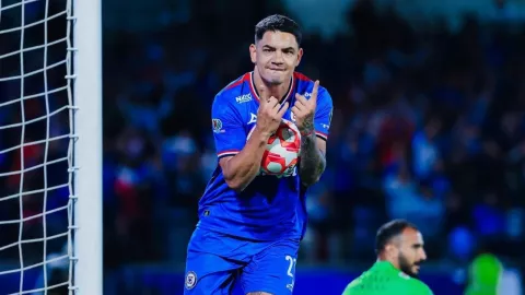 Gabriel Fernández, delantero de Cruz Azul