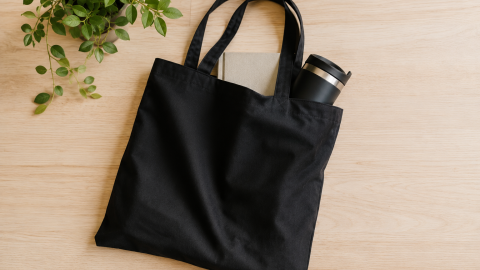Tote bag con tela de toga