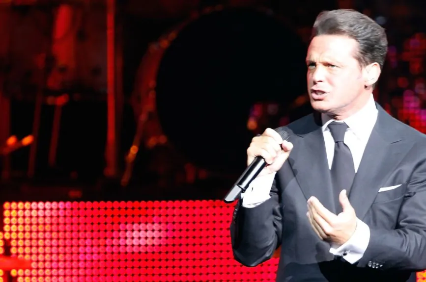 Luis Miguel.jpg
