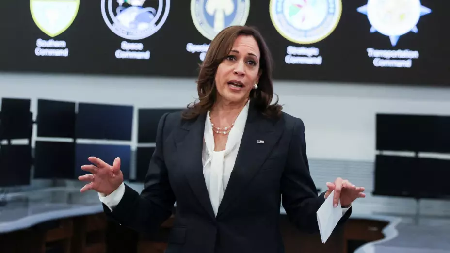 rusia kamala harris mark zuckerberg