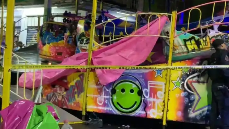 muere_juego_mecánico_feria.jpeg