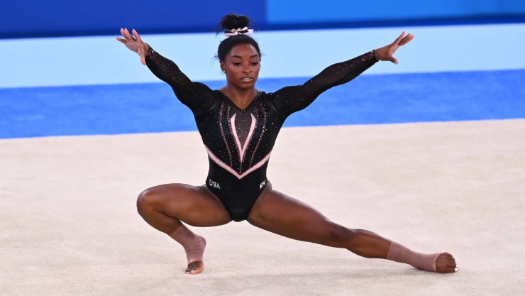 Simone Biles entrena en Tokyo 2020