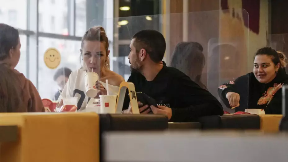 Rusia prepara nuevas restricciones ante alza de contagios