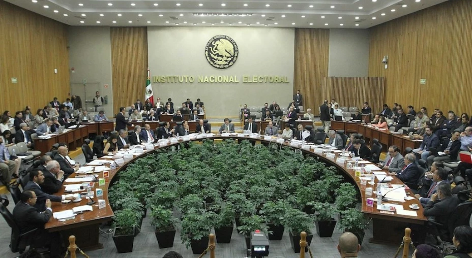 Recorte al gasto de INE