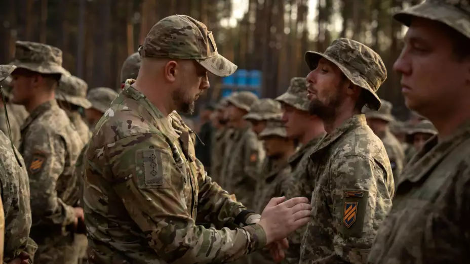 Soldados recién reclutados en Kiev, Ucrania.