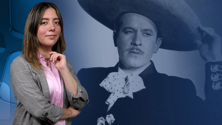 Fernanda Ortega, periodista de Azteca Noticias, frente a una ilustración de Pedro Infante en tonos azules para su columna de opinión sobre la identidad cultural en México.