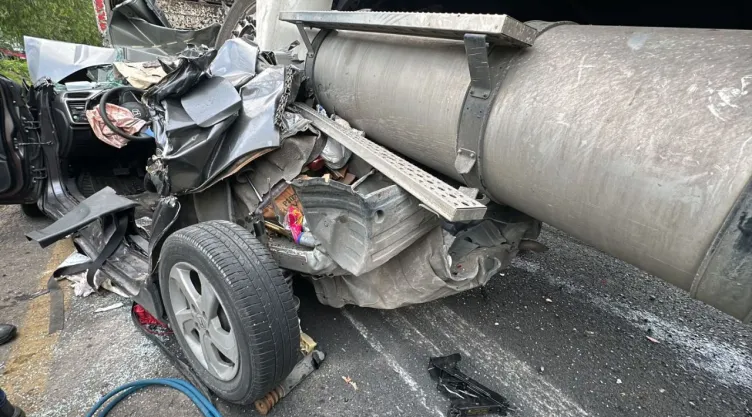 Accidente en carretera Guadalajara-Morelia deja un muerto y 9 lesionados