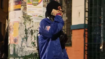 Angel hablando por telefono.jpg