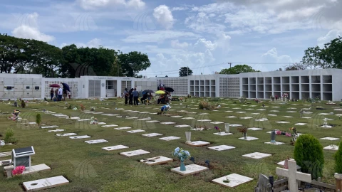 Baja afluencia de visitantes en panteones de Cancún este Día del Padre 2025_ FOTOS.jpg