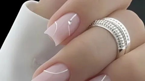 47 diseños de uñas para boda que puedes elegir para ese día especial: o incluso si eres invitada